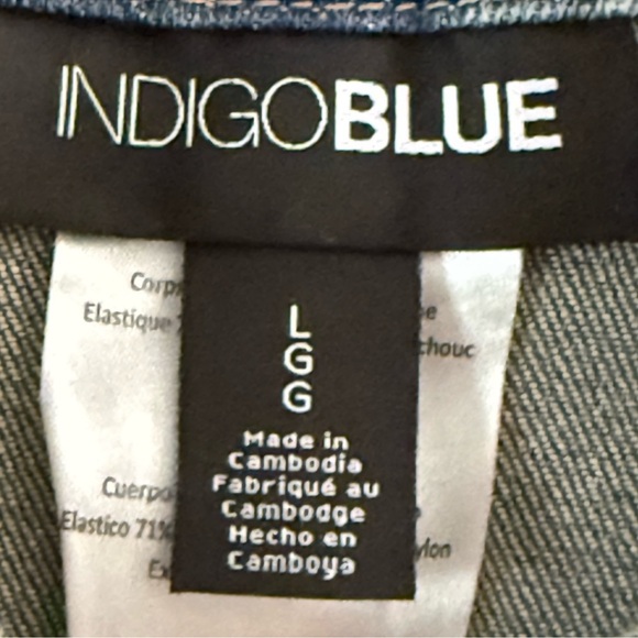 Indigo Blue Women's Maternity Denim Overall Shorts - Picture 9 of 9
